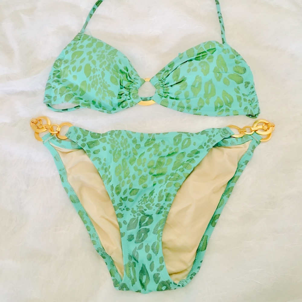 Gorgeous Victoria's Secret Leopard Print Bikini